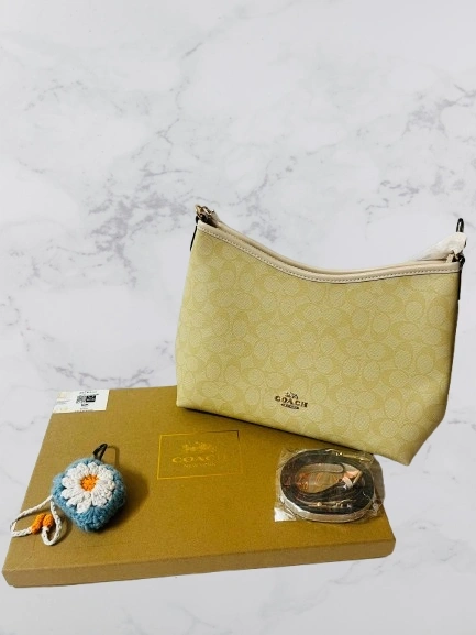COACH Laurel Shoulder Bag [1:1] - Image 1