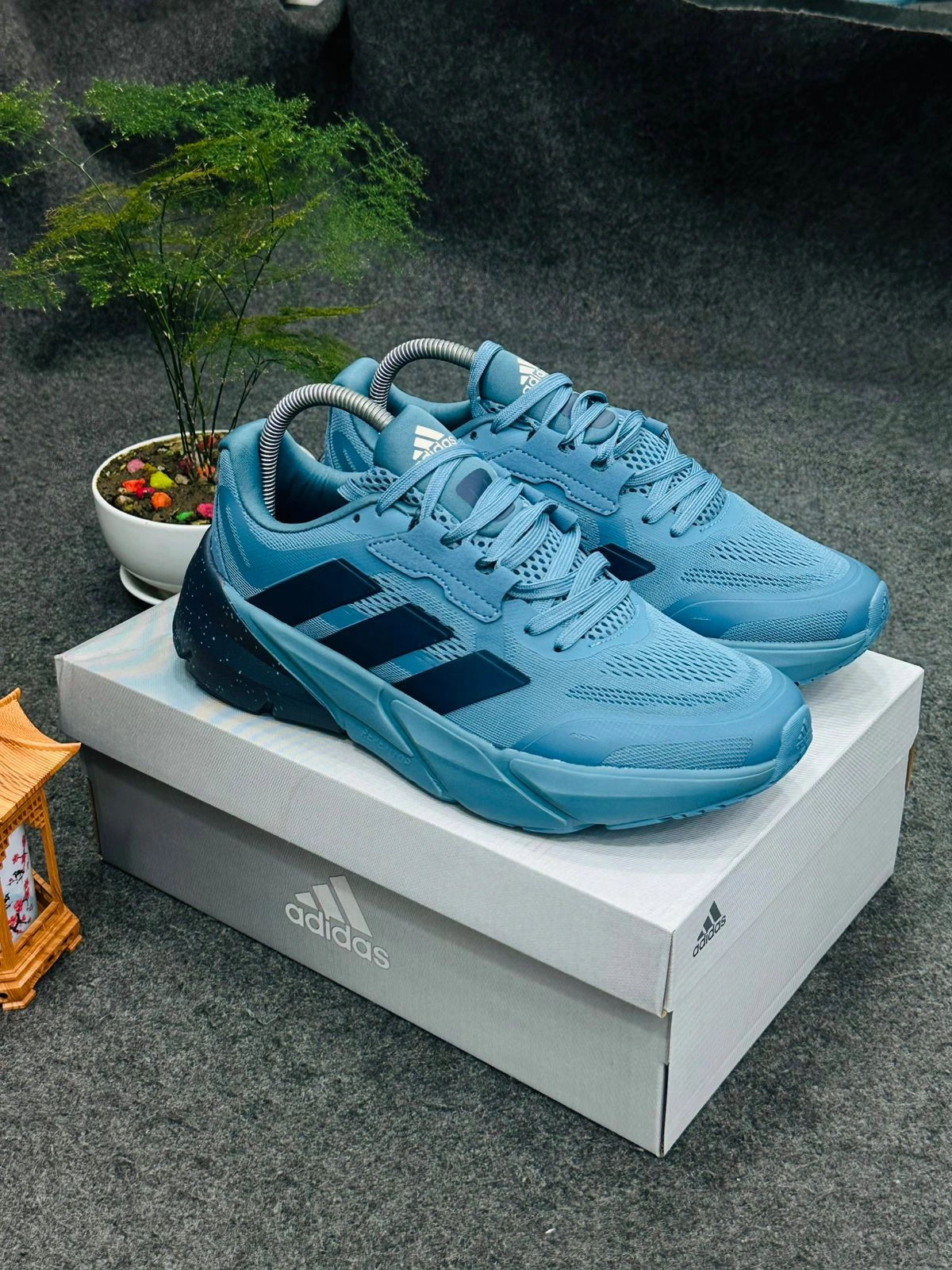 Adidas Adistar 2.0 - Image 1
