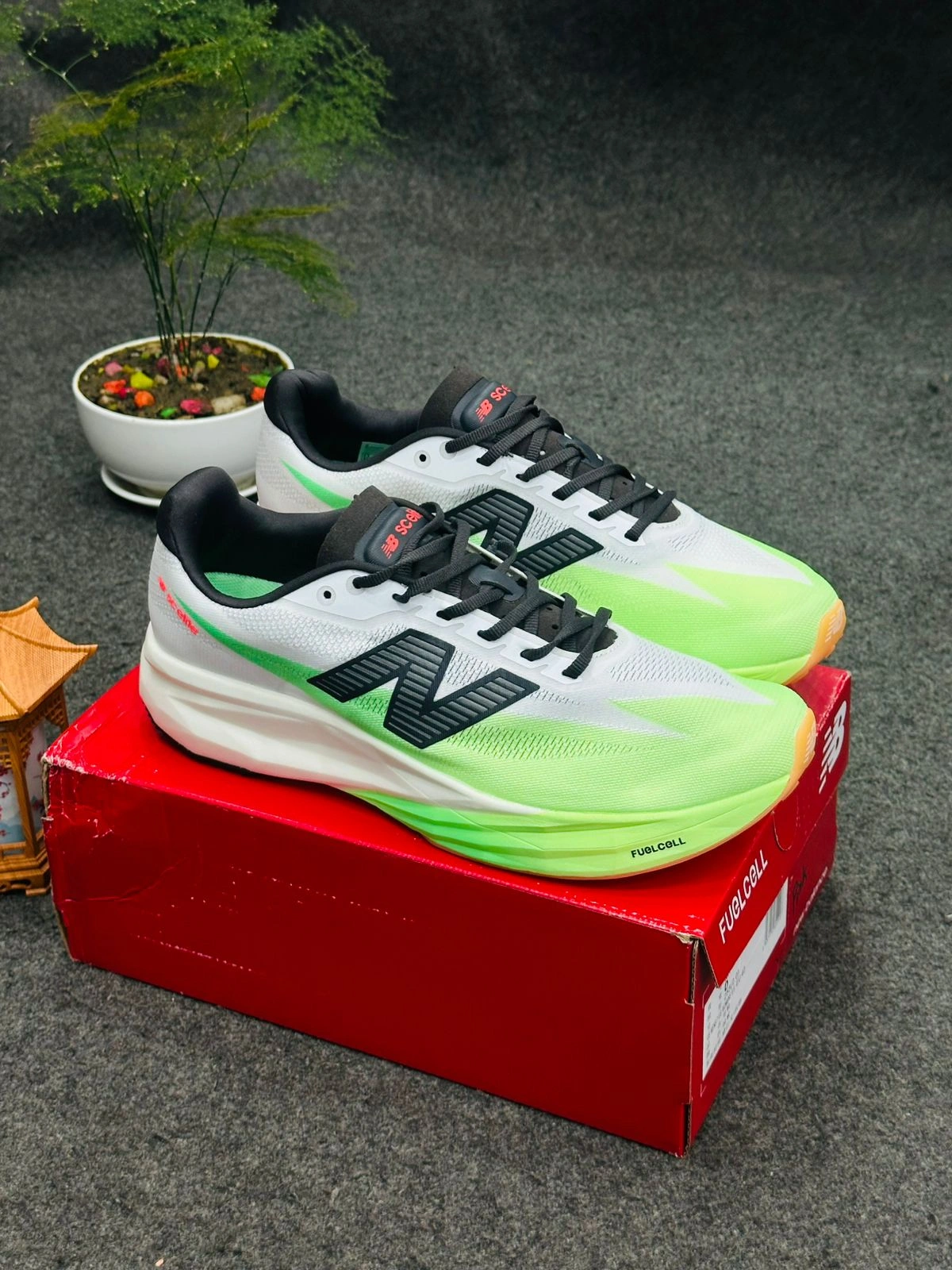 image (27) New Balance FuelCell SuperComp Elite v5 - Image 1