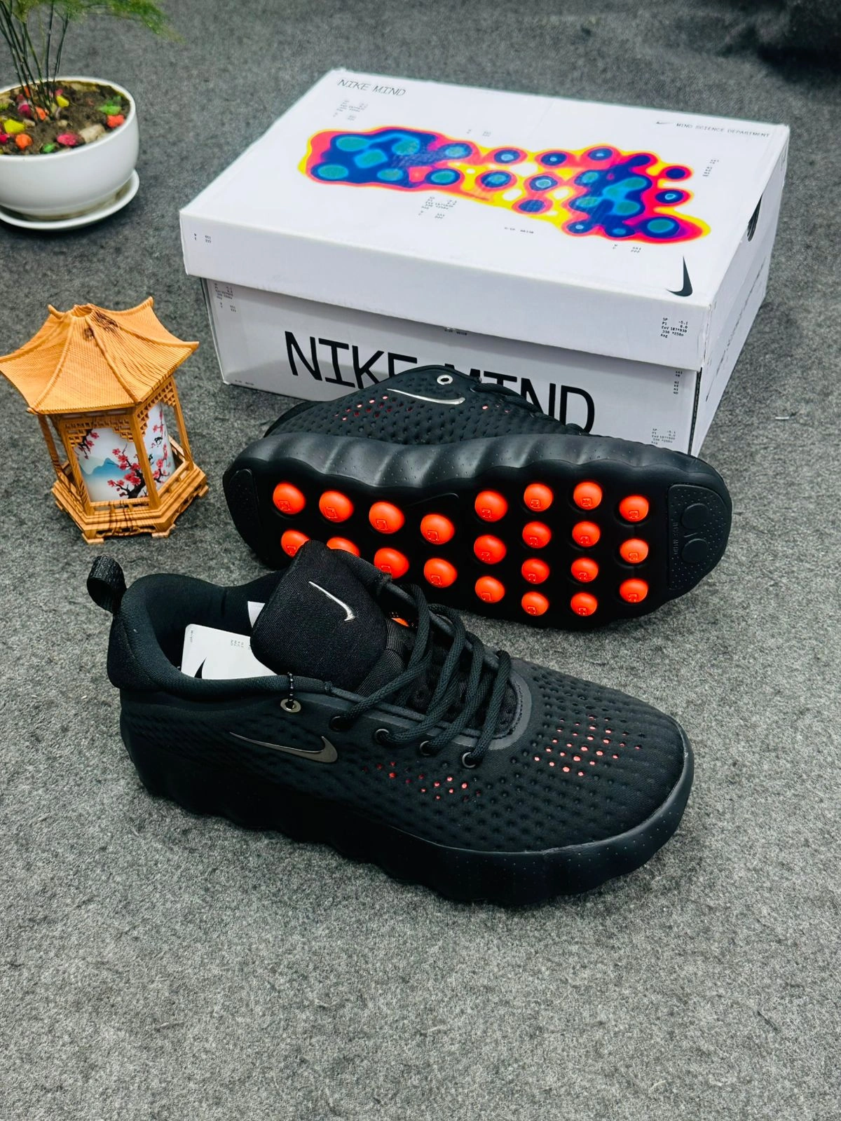 image (39) Nike Mind 002 "Black Hyper Crimson" - Image 1