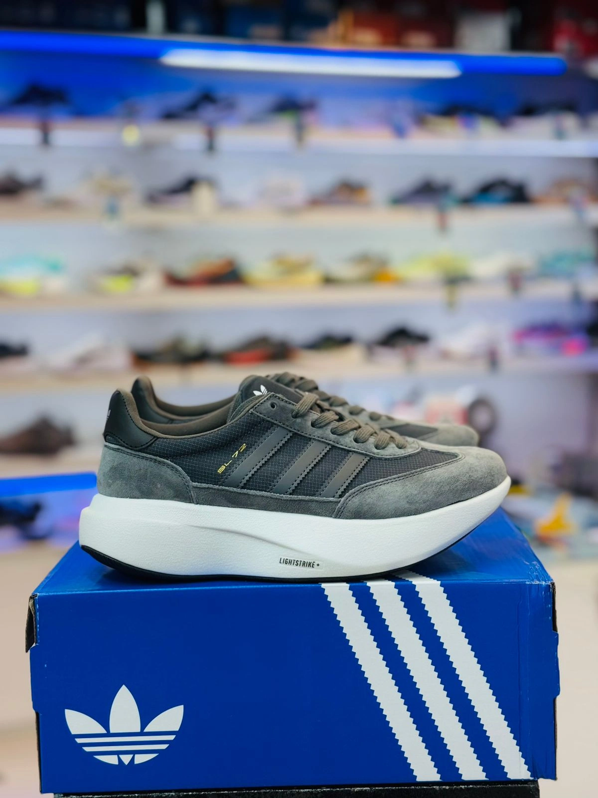 image - 2026-05-05T145808.167 Adidas SL 72 Pro - Image 1