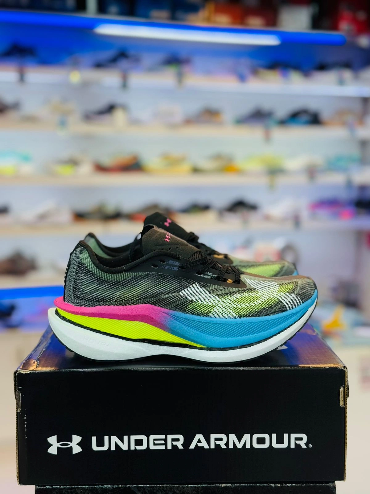 image Under Armour Velociti Elite 3 - Image 1